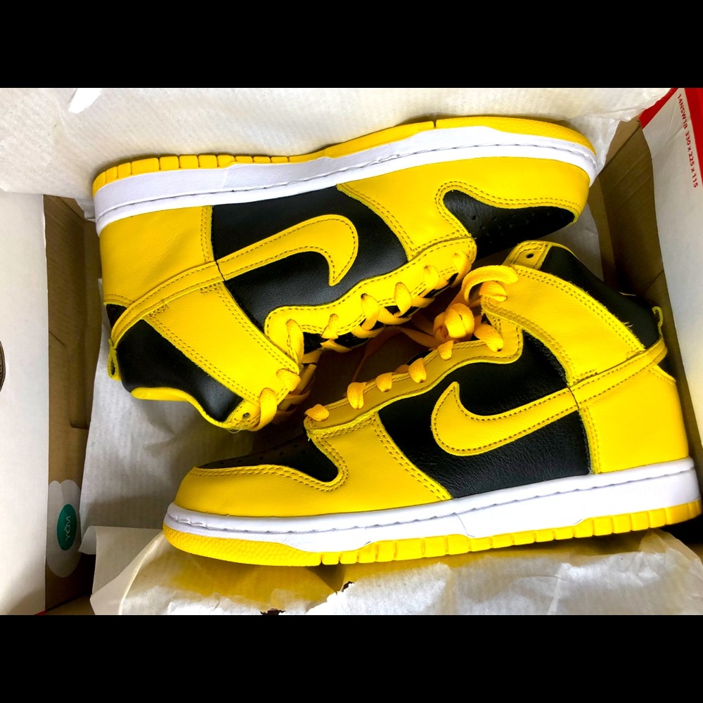 ⚠️SOLD⚠️ Nike Dunk High Varsity Maize CZ8149-002